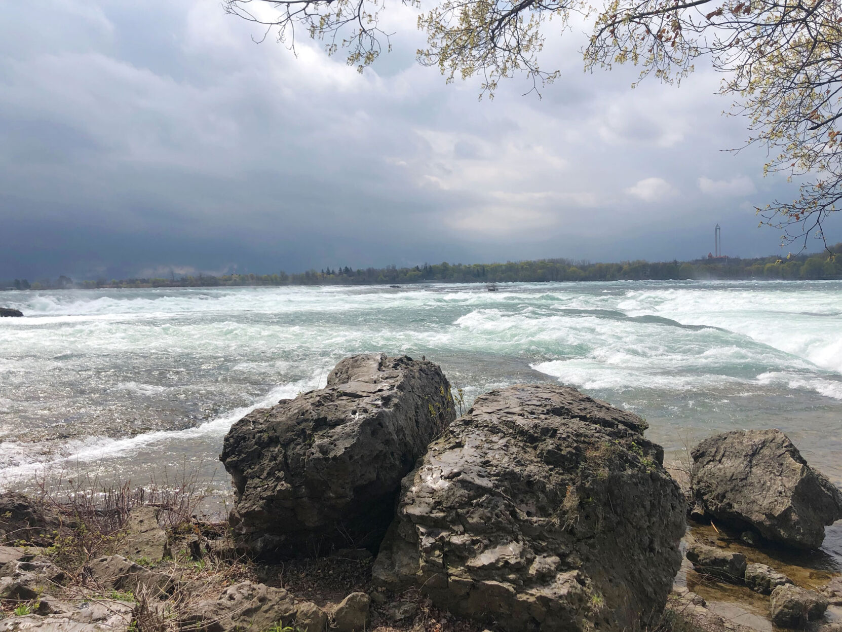 View from the tip of Three Sisters, Goat Island